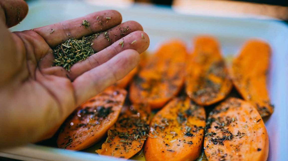 Best Foods to Eat Before Drinking Sweet Potatoes